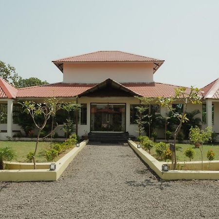 The Infinity Pench Resort Khawāsa Esterno foto