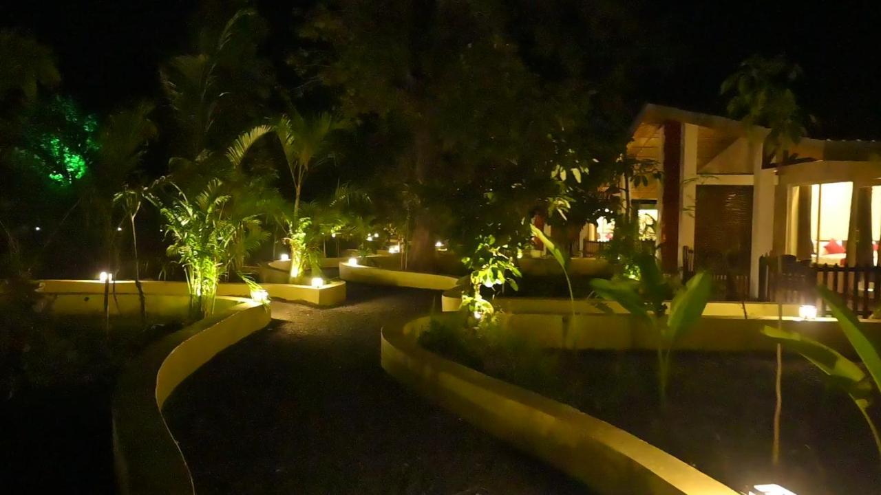 The Infinity Pench Resort Khawāsa Esterno foto