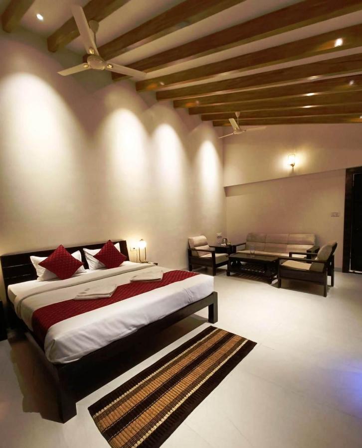 The Infinity Pench Resort Khawāsa Esterno foto