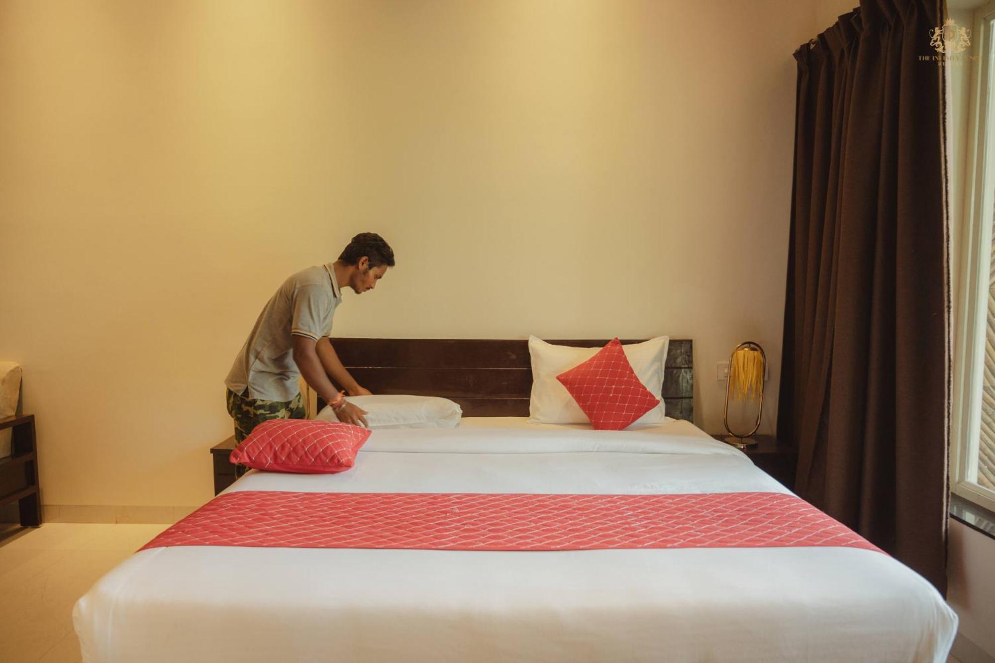 The Infinity Pench Resort Khawāsa Esterno foto